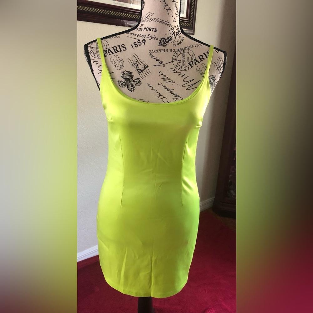 Steve Madden Neon Green Mini Dress w/ Built in Shorts - Size Small NWT